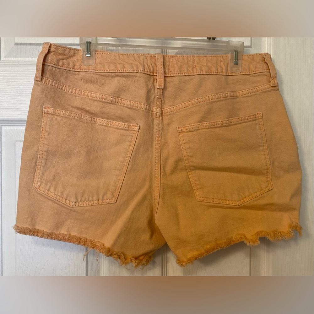 Universal Thread Jean Shorts - Picture 4 of 4